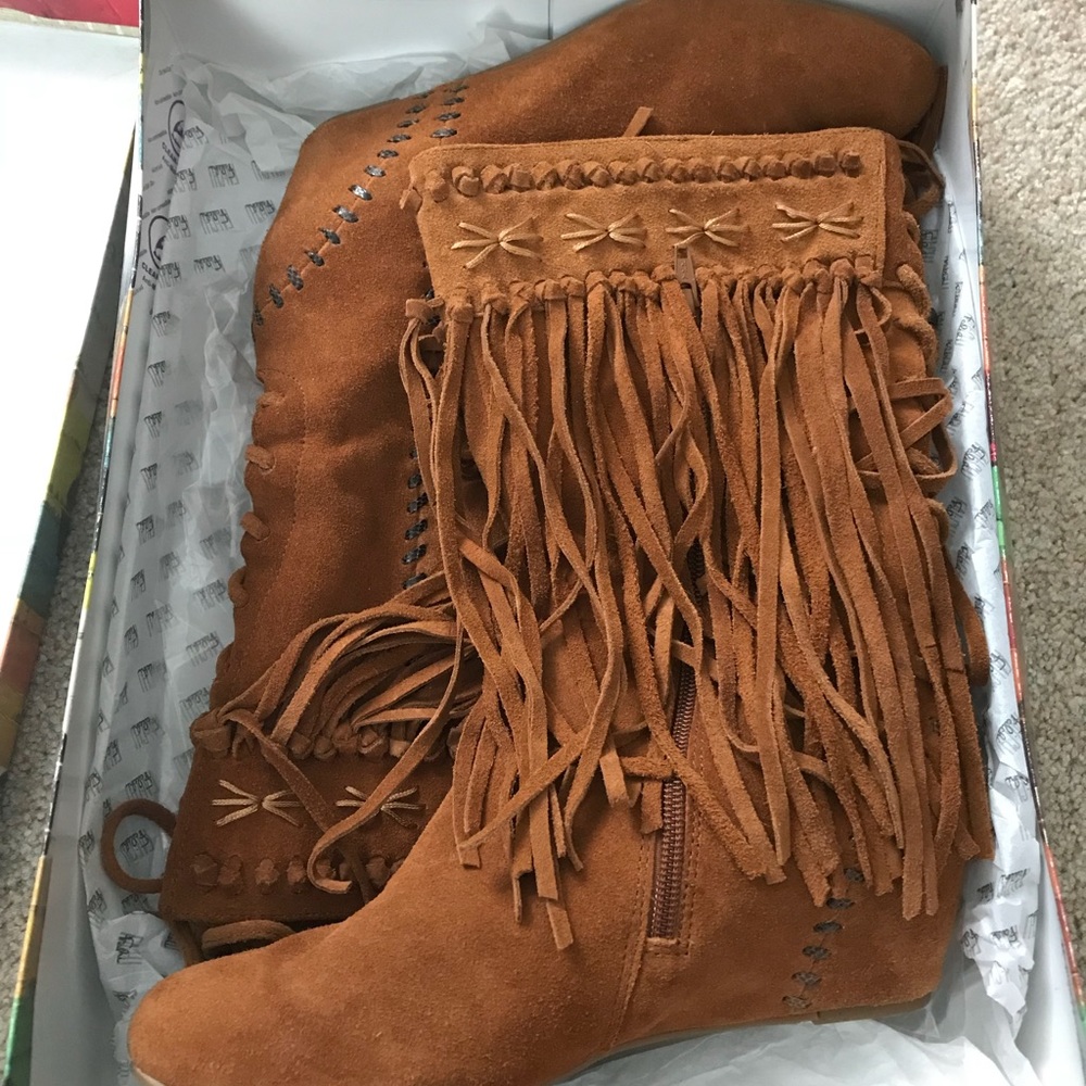 Brown boots